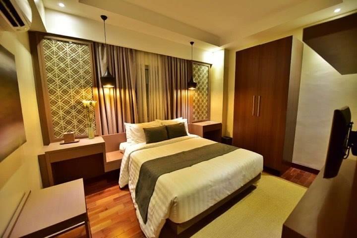 Padgett Place Prime Suites Cebu Екстер'єр фото