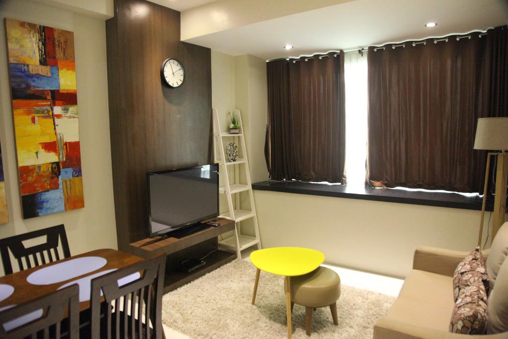 Padgett Place Prime Suites Cebu Екстер'єр фото