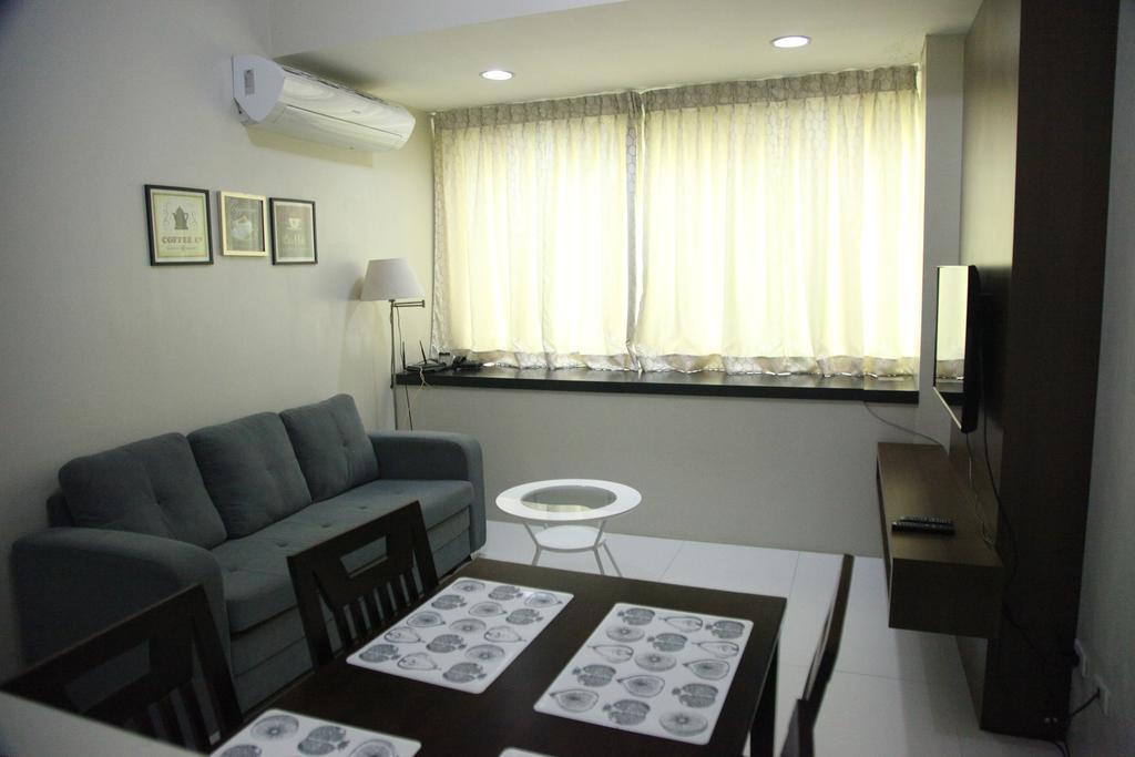 Padgett Place Prime Suites Cebu Екстер'єр фото