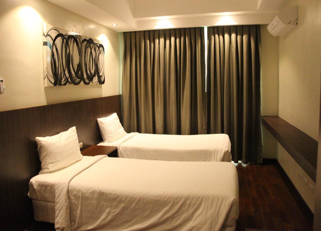 Padgett Place Prime Suites Cebu Екстер'єр фото