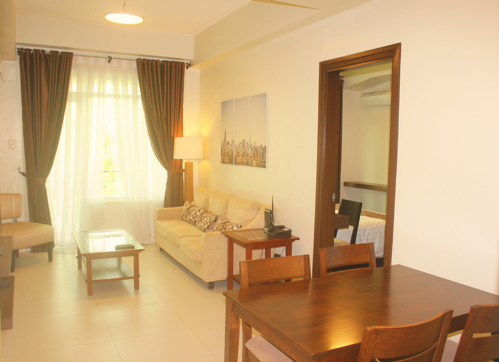 Padgett Place Prime Suites Cebu Екстер'єр фото